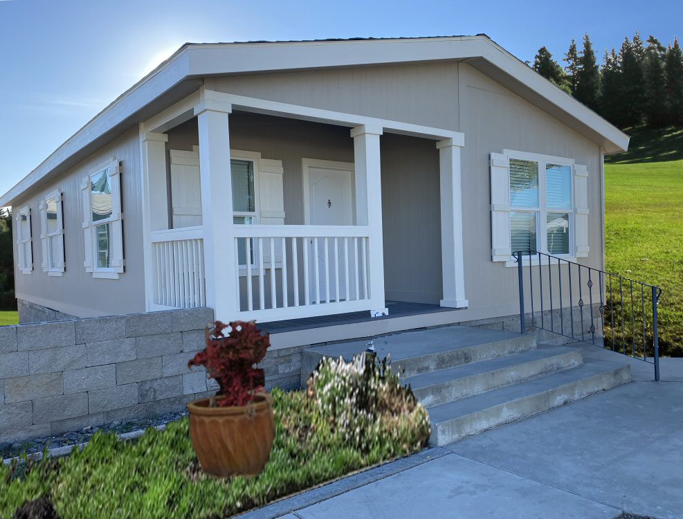 Briarwood Cottage - Cousin Gary Chico Homes